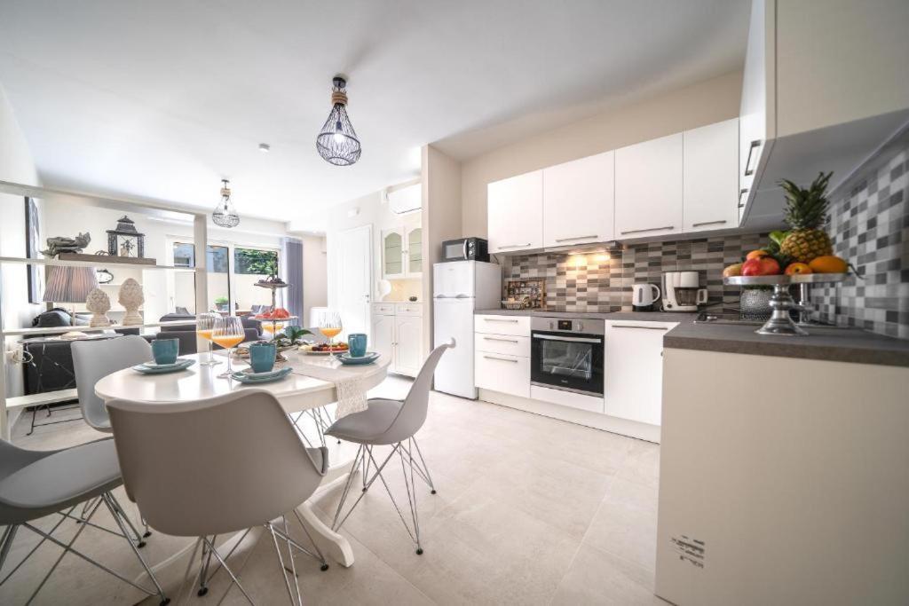 Alma City Center Apartment'S Heraklion  Ngoại thất bức ảnh